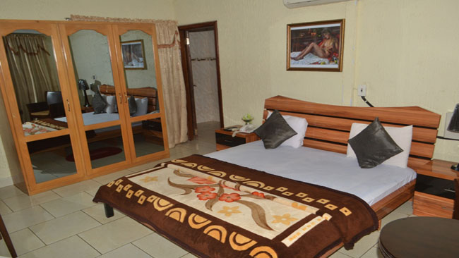 Lakisha Hotel - Every lifestyle